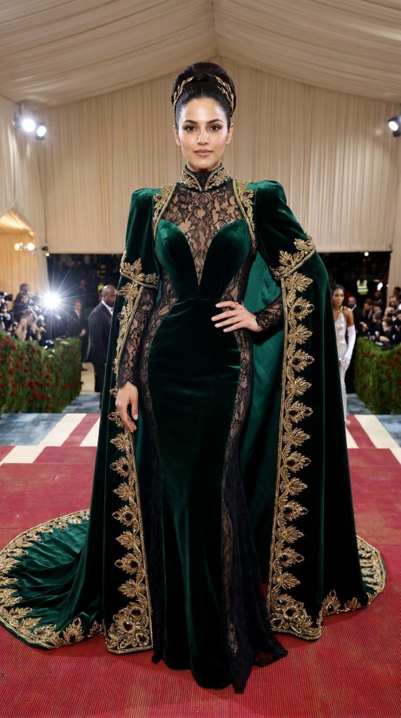 Met Gala Look (3)